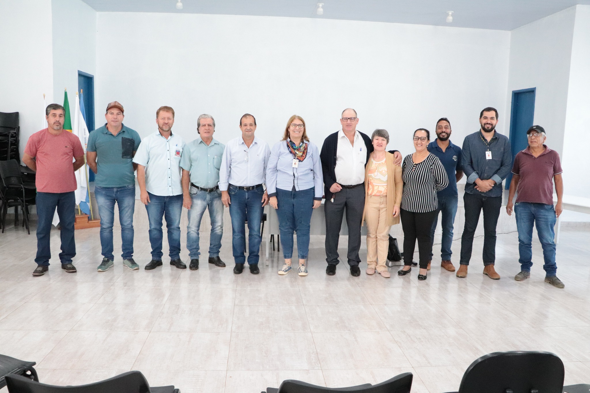 POSSE DA NOVA DIREÇÃO DO CONSELHO MUNICIPAL DE DESENVOLVIMENTO RURAL!